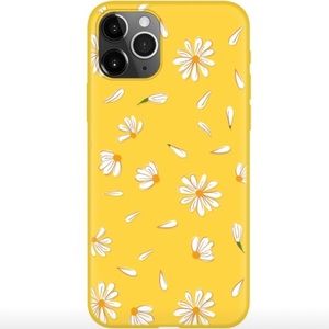 🔴2/$8 Yellow petal phone case